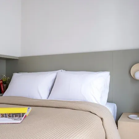 Sola Urban Apartmanhotel
