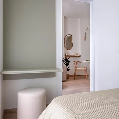 Sola Urban 4*