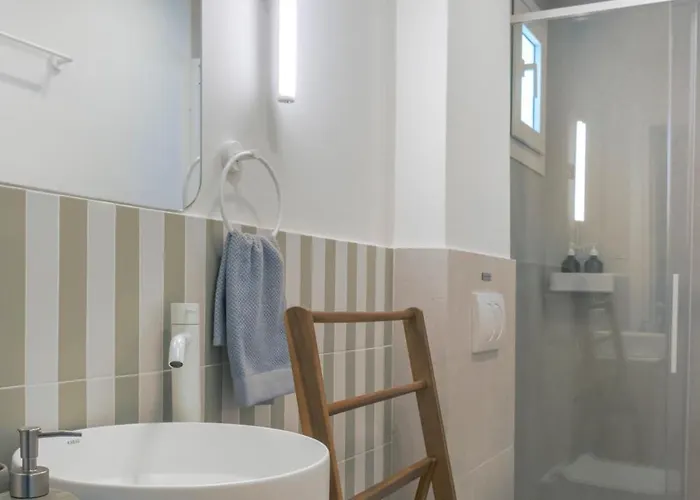 Sola Urban Apartmanhotel Szaloniki