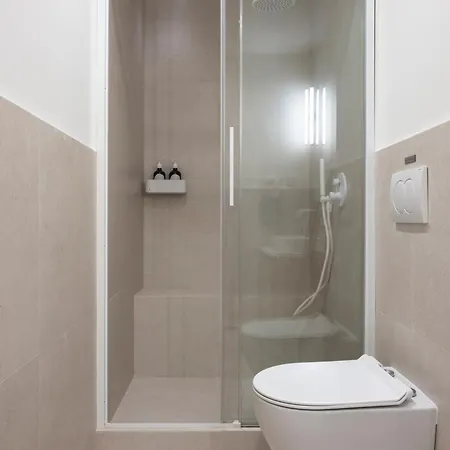 Sola Urban 4*