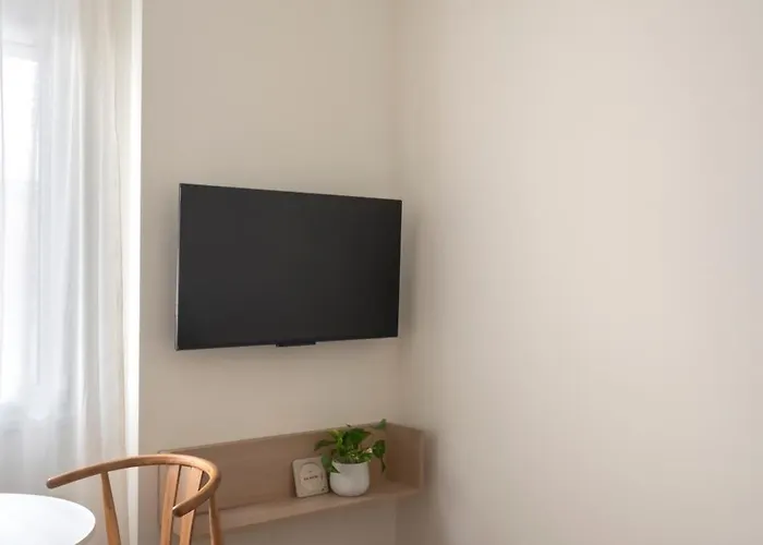 Aparthotel Sola Urban 4*